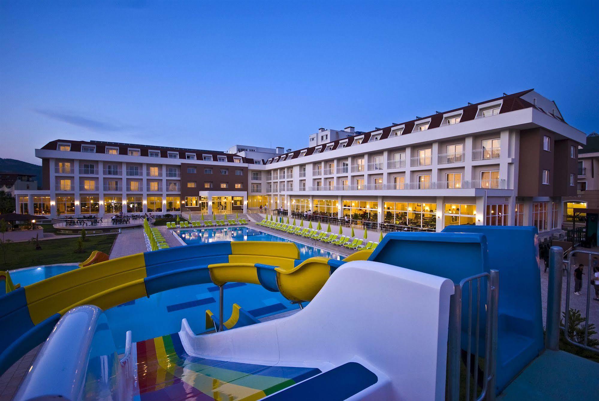 Mg White Lilyum Otel Kemer Dış mekan fotoğraf