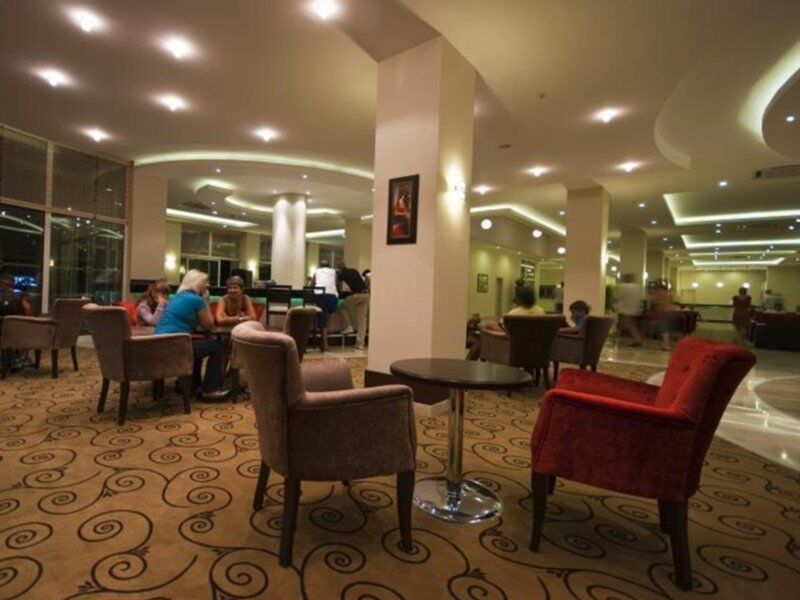 Mg White Lilyum Otel Kemer Dış mekan fotoğraf